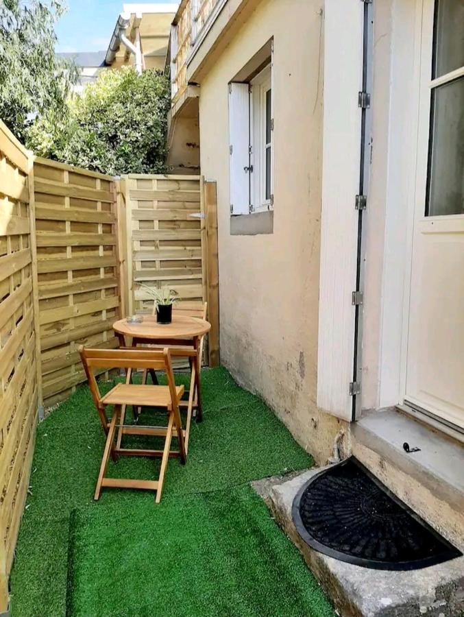 Logement Independant Avec Exterieur Privatif Et Cloture Batz-sur-Mer Esterno foto